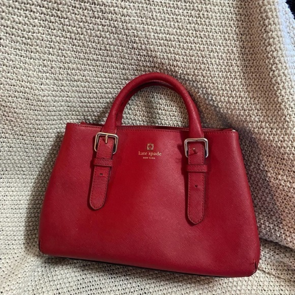 Beautiful Red Kate Spade‎
